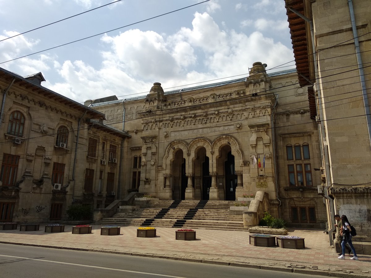 The main Galati's university building
